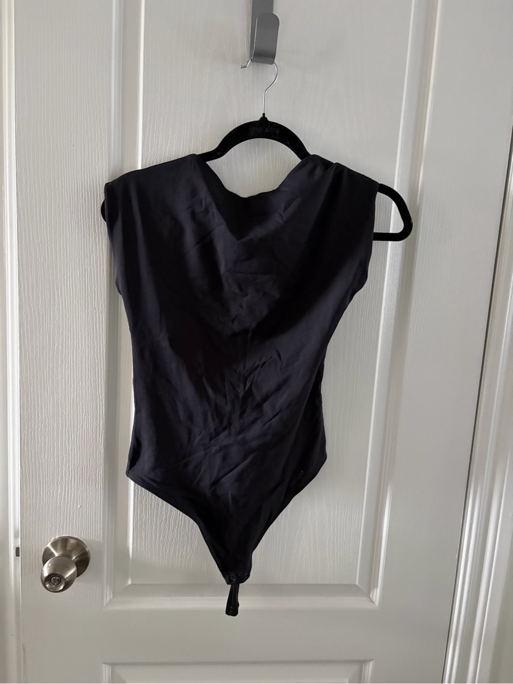 Aritzia Babaton Contour Black Sleeveless Stretch Women Low Back Bodysuit